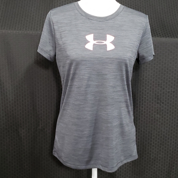 Under Armour Tops - Womens Under Armour t-shirt